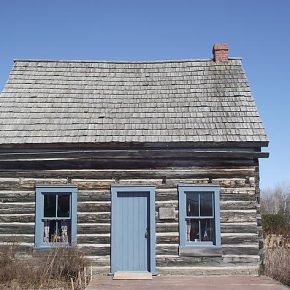 Maison Young